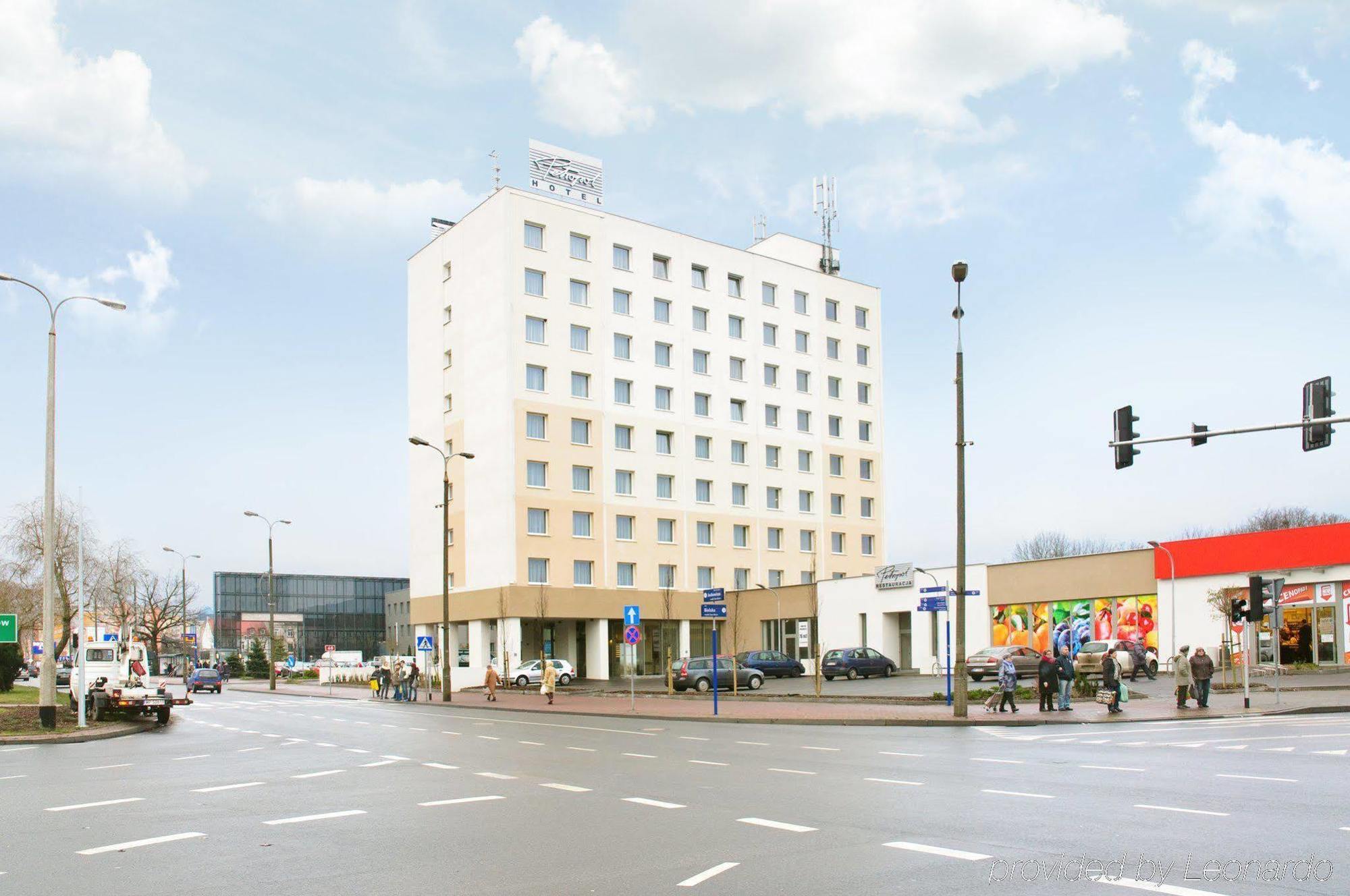 Hotel Petropol Płock Exterior foto